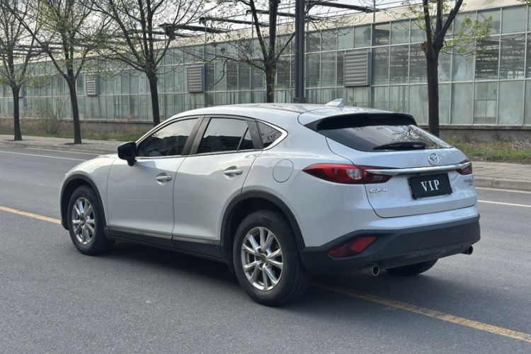 Used Mazda CX-4 2018 2.0L Automatic Two-Wheel Drive Blue Sky Dynamic Version China V Standard
