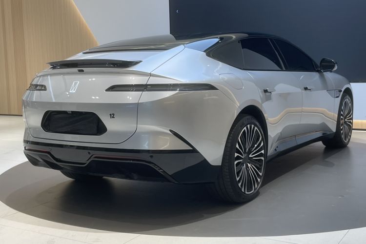 Used Avatr 12 2025 Ultra Extended-Range Edition
