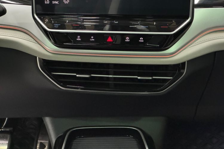 Used Volkswagen ID.6 CROZZ 2024 Facelifted PRO