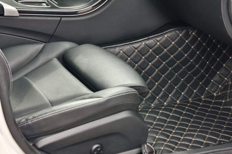 Used Mercedes-Benz C-Class 2020 C 200 L Fashion Edition Sport Version