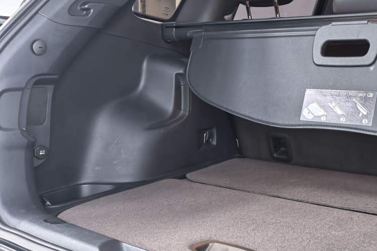 Used Jeep Cherokee 2017 2.0L Superior Edition