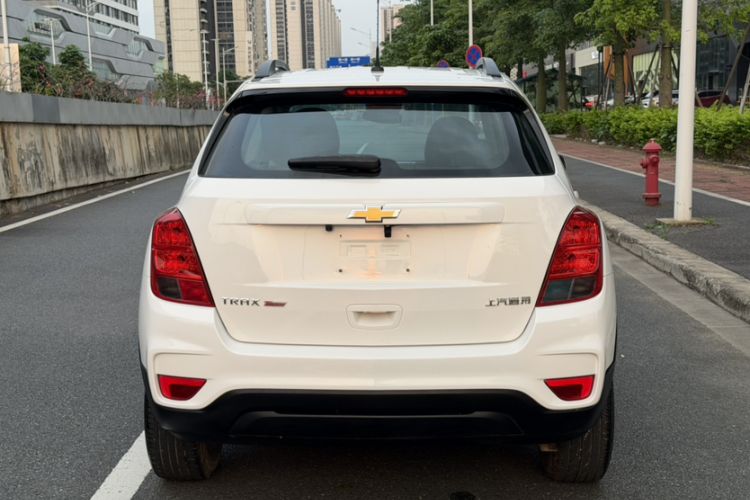 Used Chevrolet Trax 2017 1.4T Automatic Two-Wheel Drive Comfort Version Exterior 6