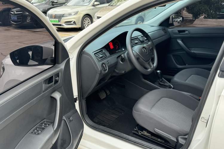 Used Volkswagen Santana 2021 1.5L Automatic Fashion Edition