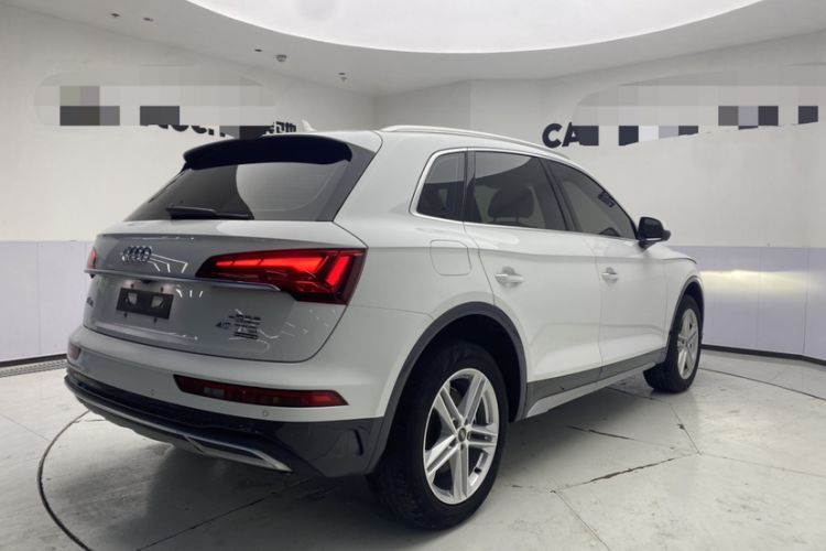 Used Audi Q5L 2022 40T Fashionable and Elegant Model

