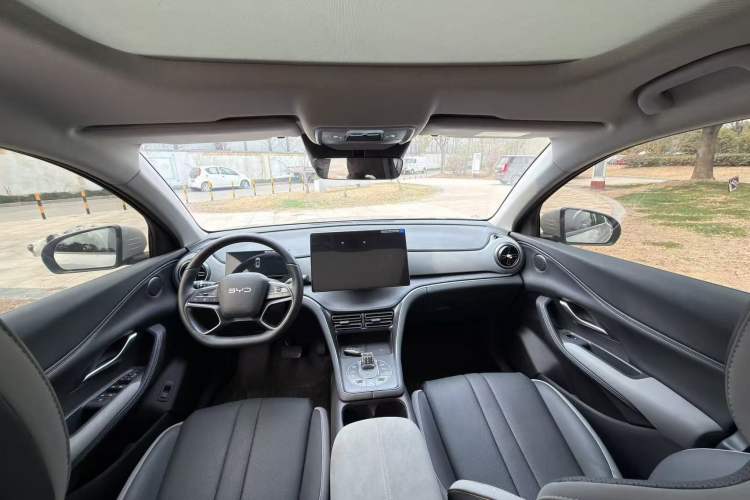 Used BYD Sealion 05 DM-i 2025 DM-i Smart Drive 115KM Flagship Model Interior 2