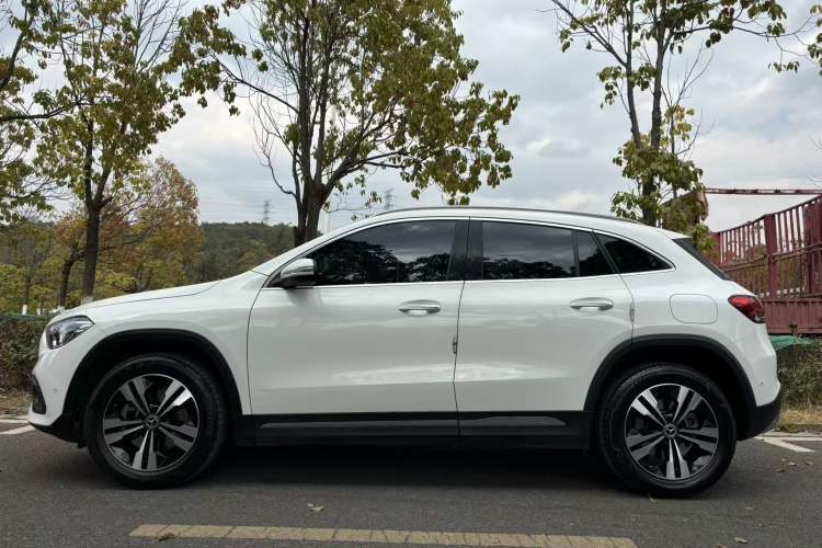 Used Mercedes-Benz GLA 2022 GLA 220
