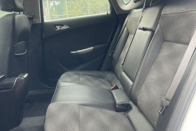 Used Buick GT 2014 XT 1.6L Automatic Fashion Edition