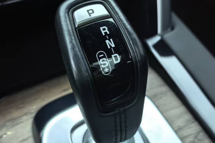 Used Land Rover Discovery Sport 2020 249 PS R-Dynamic Performance Tech Edition 5 Seats