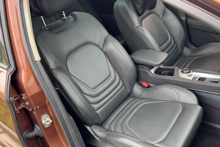 Used DS 6 2016 1.6T Luxury Edition THP160