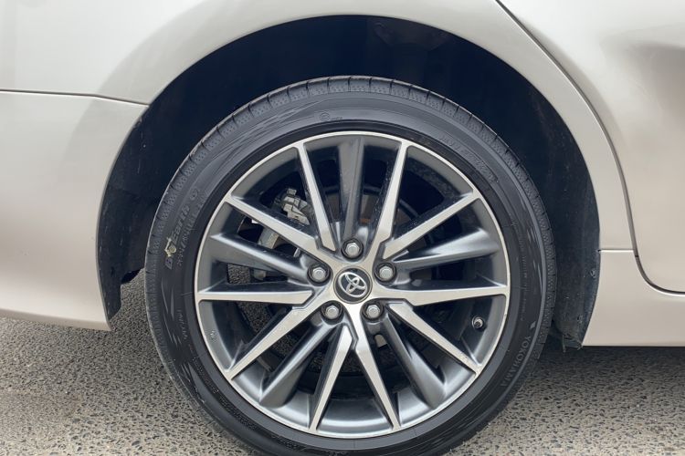 Used Toyota Camry 2021 2.5G Luxury Edition
