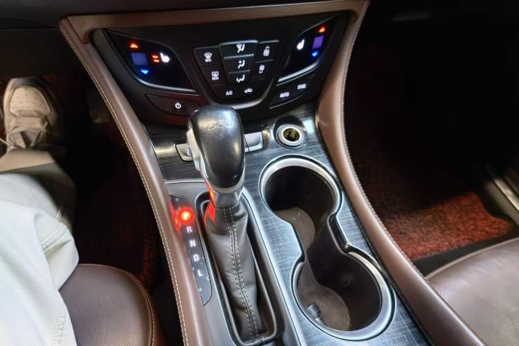 Used Buick Envision 2019 20T Two-Wheel Drive Luxury Version China VI Standard