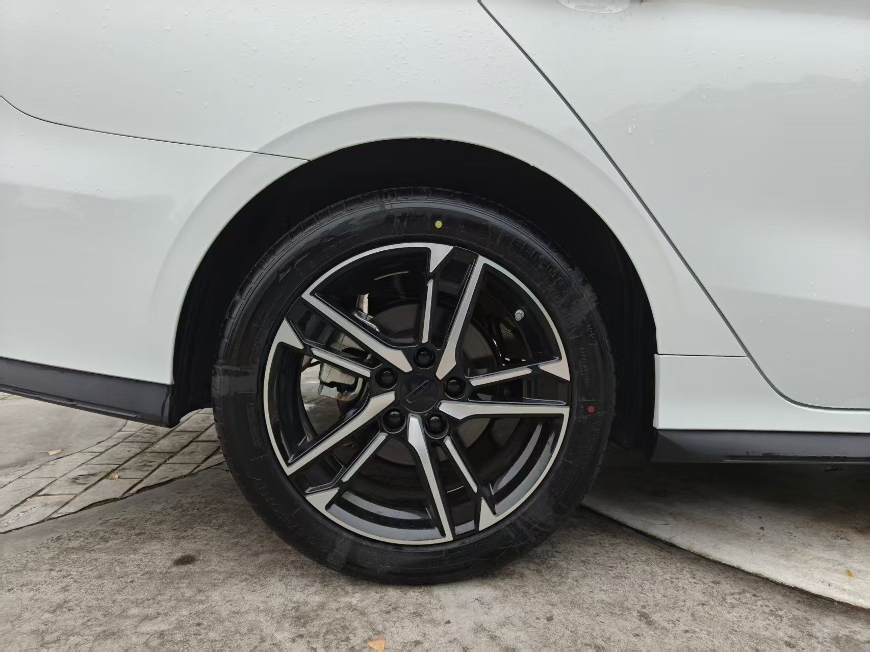 Geely Auto Binray 2024 Binrui COOL 1.5T DCT Longteng Edition — снимка 19