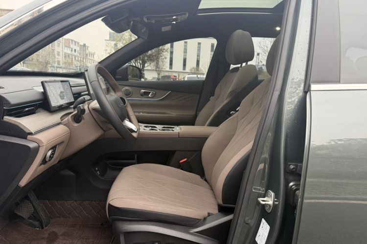 Used Chery Tiggo 8 PLUS 2025 290TGDI DCT Prestige 5-Seater