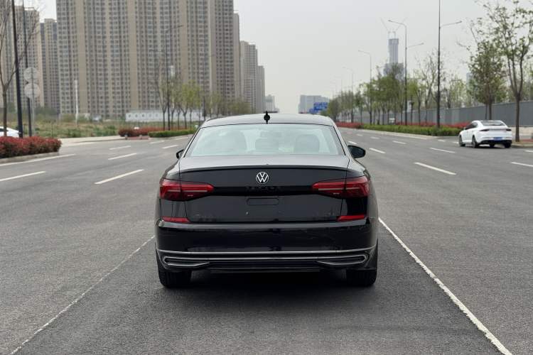 Used Volkswagen Passat 2021 330TSI Elite Edition Exterior 4