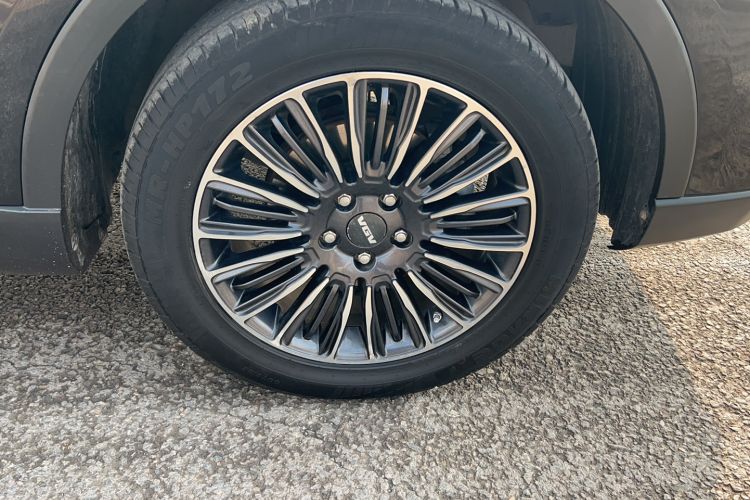 Used Sinotruk VGV U70 2020 1.5T Automatic Smart Luxury 7-Seater