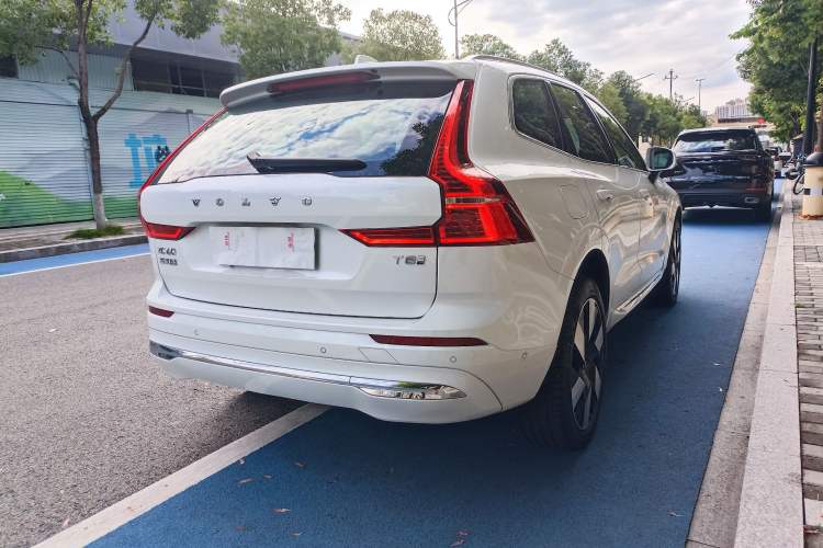 Used Volvo XC60 New Energy 2024 T8 Plug-in Hybrid Long-Range All-Wheel Drive Smart Luxury Edition
