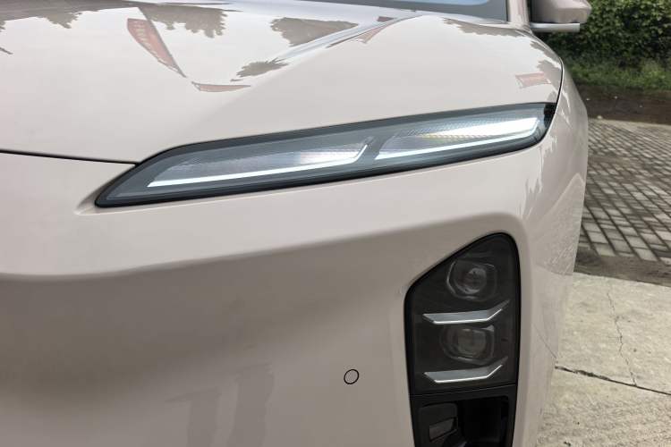 Used Nio ET5T 2025 75 kWh Touring
