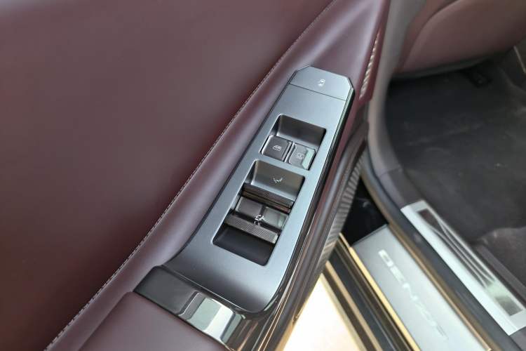 Used Denza Z9GT 2024 1100 Four-Wheel Drive Ultra Version