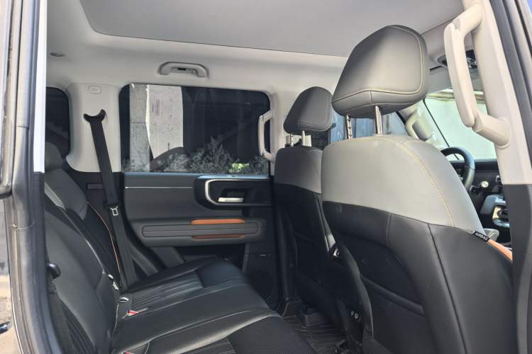 Used BAIC Off-Road BJ40 2024 2.0T All-New Urban Hunter Edition Ultimate Version