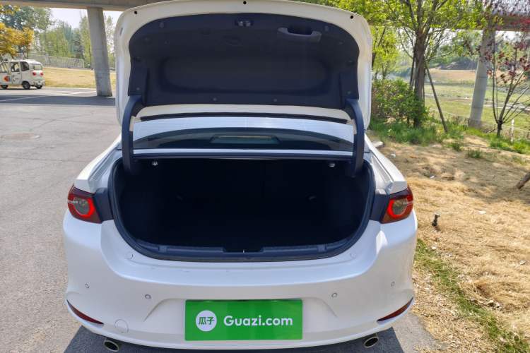 Used Mazda 3 Axela 2021 2.0L Automatic Zhiyao Edition Trunk