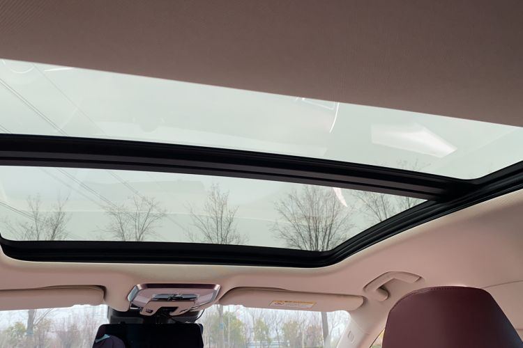 Used Hongqi H5 2025 1.5T DCT Qiyun 500 000th Unit Commemorative Edition
