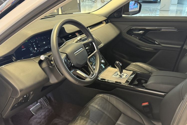 Used Land Rover Range Rover Evoque 2021 Range Rover Velar 249 PS R-Dynamic S Performance Edition