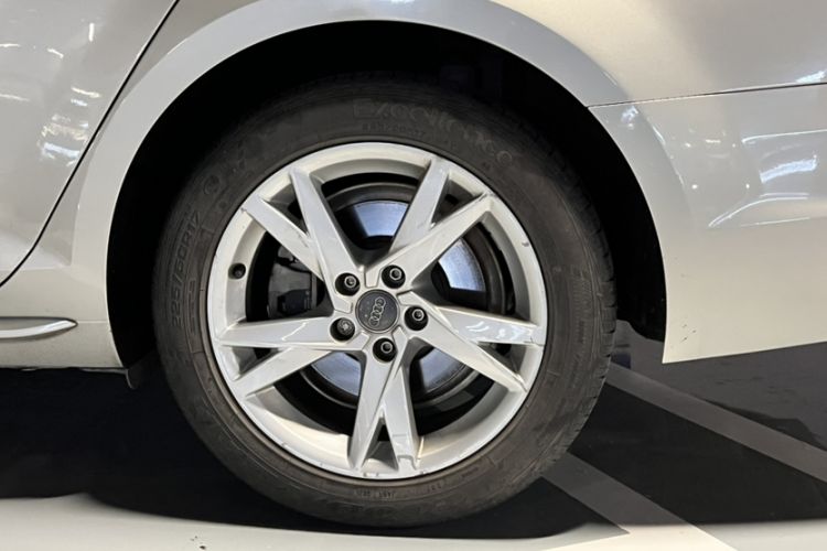 Used Audi A4L 2018 30th Anniversary Edition 40 TFSI Trendy Model Exterior 5