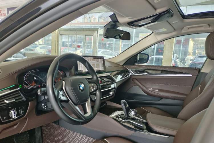Used BMW 5 Series 2021 525Li Luxury Package
