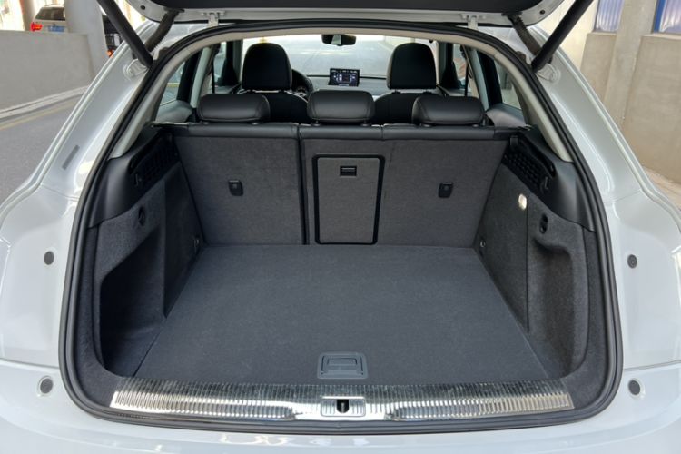 Used Audi Q3 2017 30 TFSI Fashion Model Interior 6