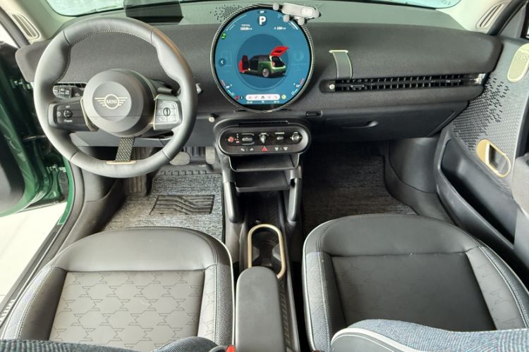 Used MINI Electric MINI COOPER 2024 452km COOPER SE Artist