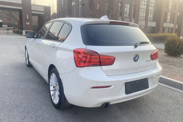 Used BMW 1 Series 2015 120i Leading Model

