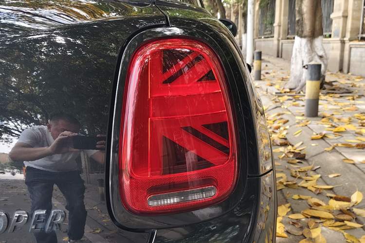 Used MINI 2021 1.5T COOPER Artist Five-Door Edition Exterior 6