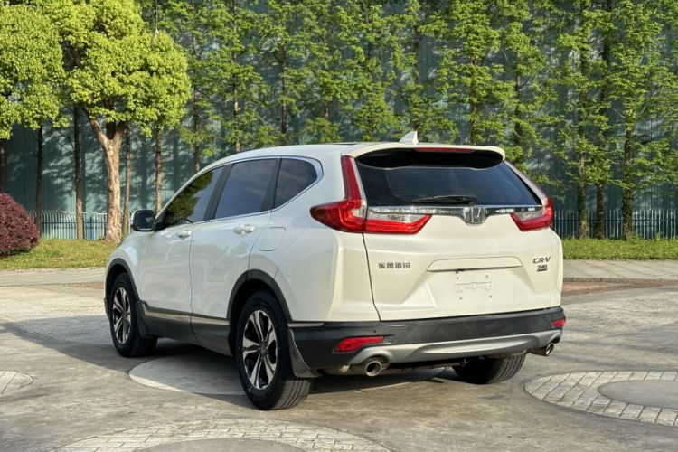 Used Honda CR-V 2017 240TURBO CVT Front-Wheel Drive Fashion Edition