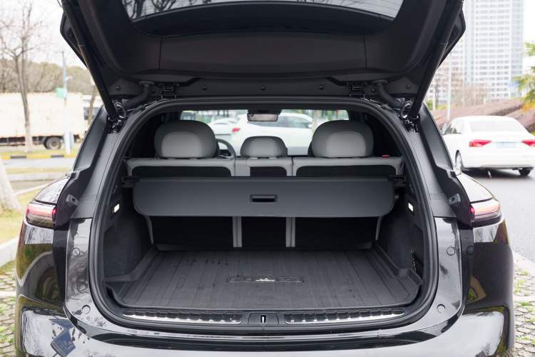 Used Nio ES6 2025 75 kWh