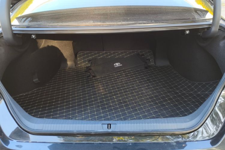 Used Toyota Avalon 2024 Dual-Motor 2.0L Luxury Edition