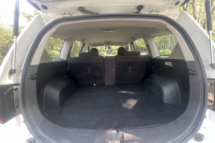 Used Land X8 2014 Explorer Edition 2.4L Gasoline 4x4 Luxury Model
