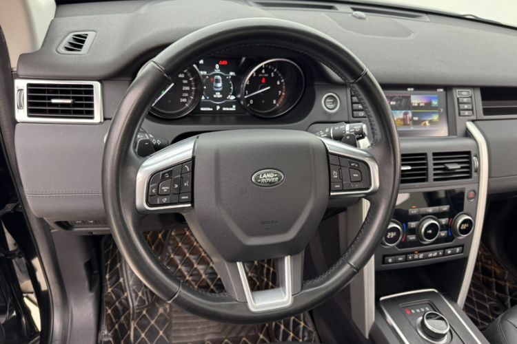 Used Land Rover Discovery Sport 2019 240 PS SE Version China VI Standard