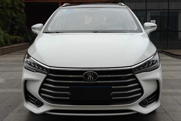 Used BYD Song MAX 2017 1.5T Automatic Smart Connect Elite 7-Seater