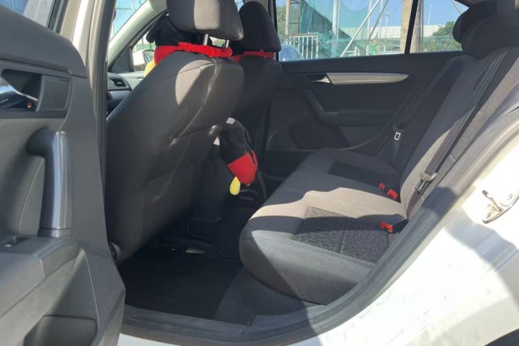 Used Volkswagen Lavida 2015 1.6L Automatic Fashion Edition