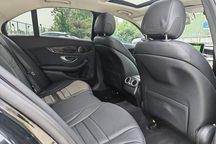 Used Mercedes-Benz C-Class 2018 C 180 L Fashion Model Interior 10