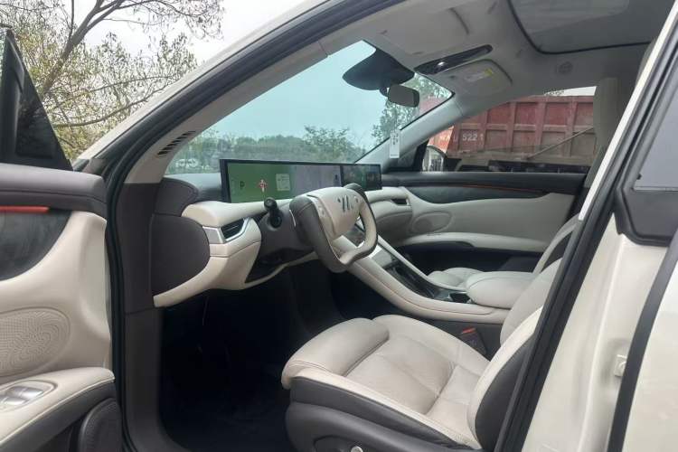 Used IM LS6 2023 Max Standard Edition