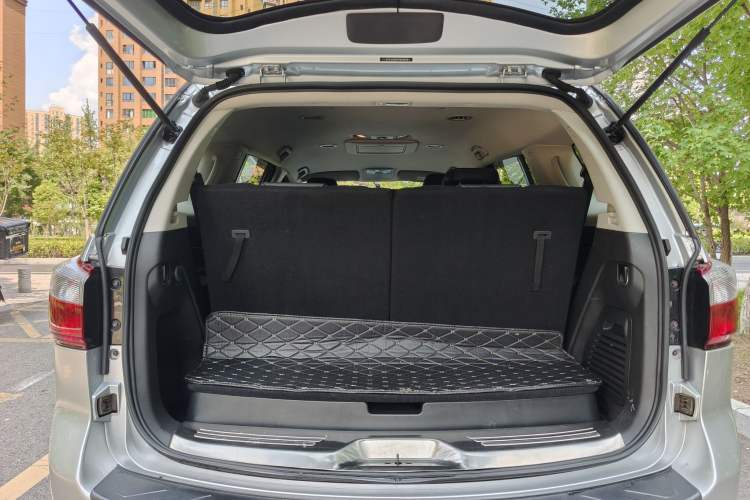 Used Isuzu mu-X 2015 3.0T 4x4 Automatic Luxury 7-Seater
