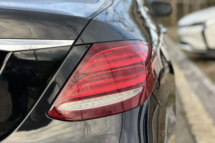 Used Mercedes-Benz E-Class 2018 Facelift E 200 L Sport Edition