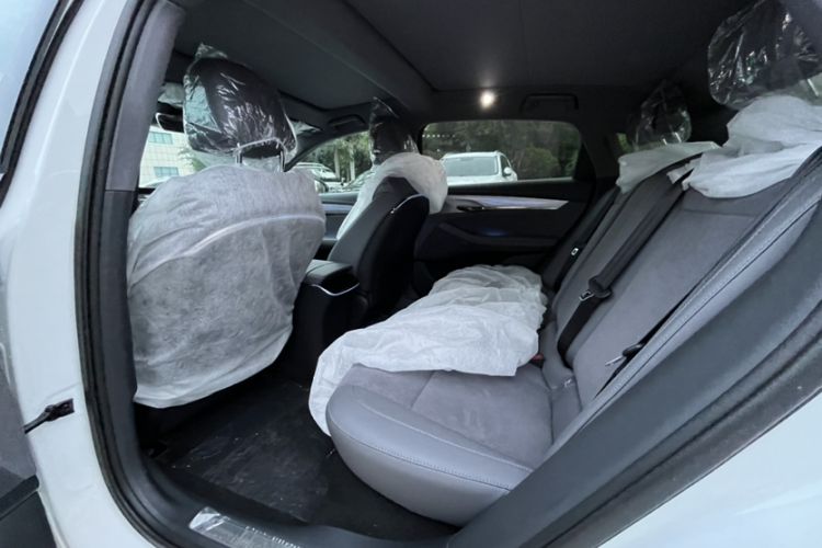 Used VOYAH PASSION 2024 PHEV Four-Wheel Drive Ultra-Long Range Executive Edition Interior 5