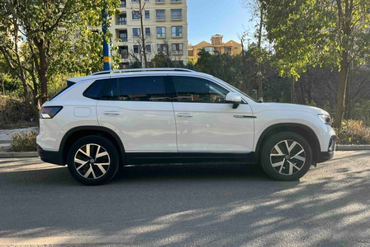 Used Volkswagen Tayron 2023 300TSI Two-Wheel-Drive Luxury Plus Advanced Edition