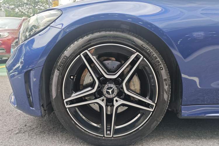 Used Mercedes-Benz C-Class 2019 C 260 Coupe Exterior 6