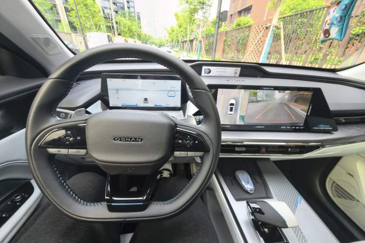 Used CHANGAN OSHAN Z6 New Energy 2022 Blue Whale iDD 150KM Flagship PLUS Smart Parking Edition