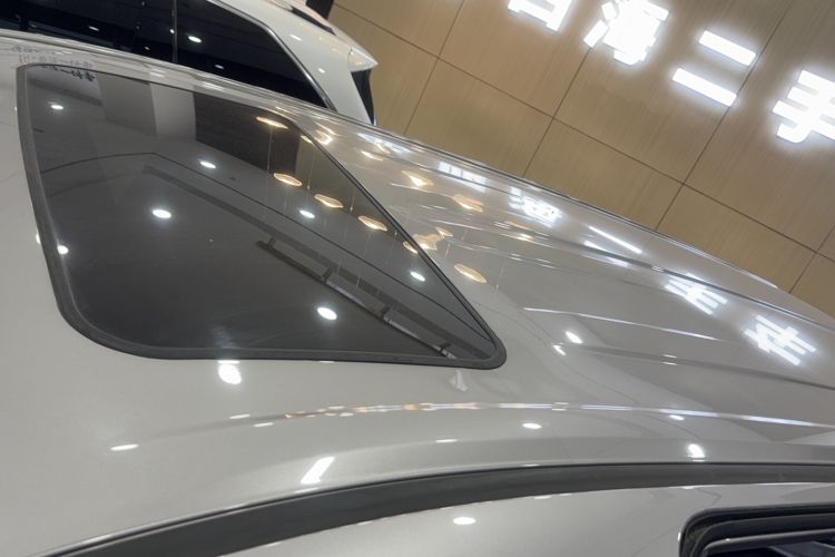 Used Toyota Sienna 2024 2.5L Hybrid Luxury Edition
