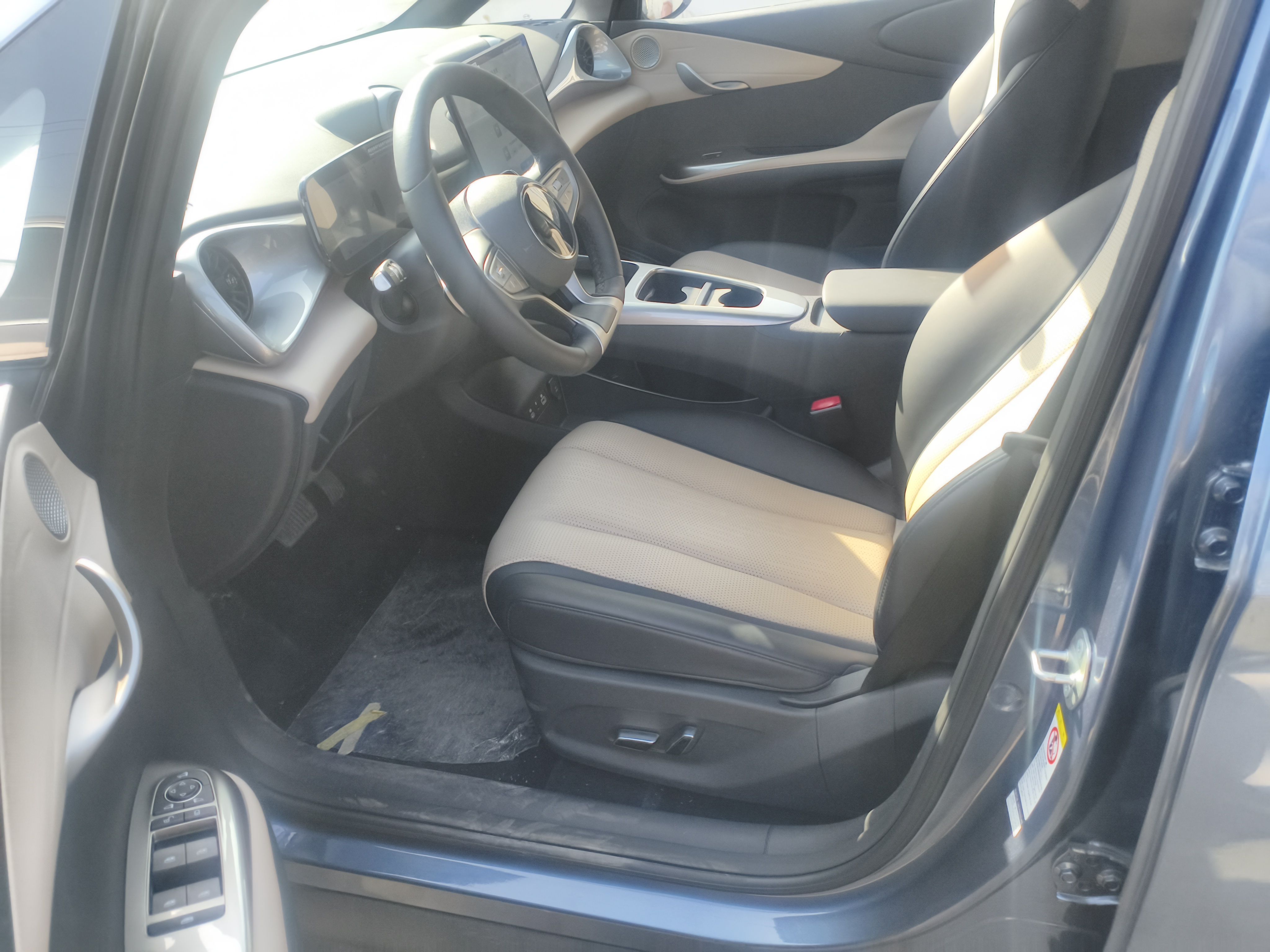 BYD Dolphin 2025 Smart Drive Version 420 km Freedom Edition — снимка 10