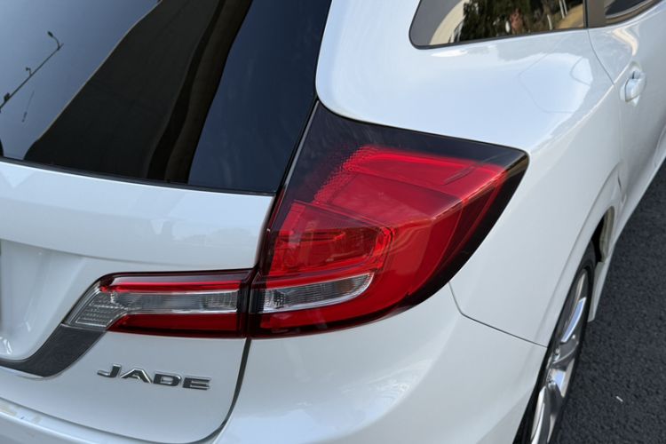 Used Honda Jade 2020 1.8L automatic Comfort version Exterior 8